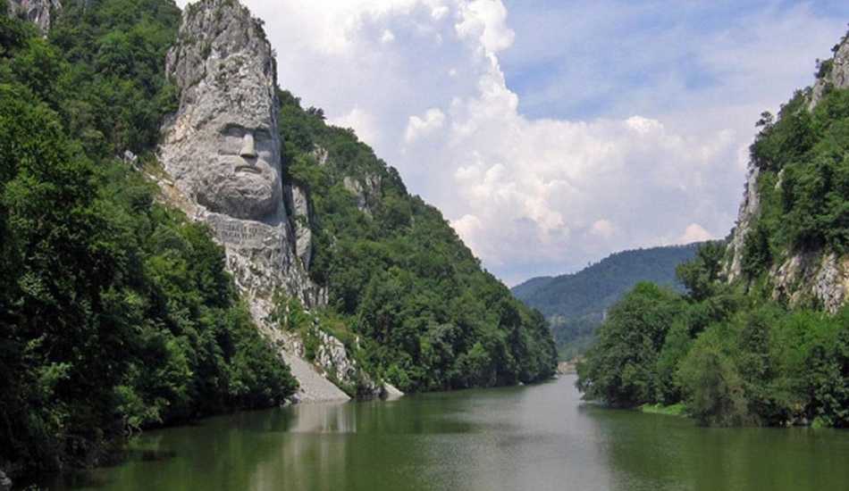 Krstarenje Đerdapskom klisurom