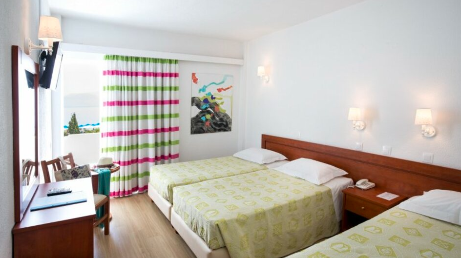 rubicon-grcka-delphi-beach