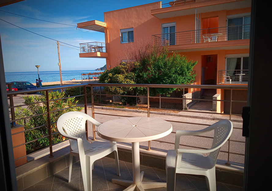 rubicon-grcka-sarti-kuca-aristotelis