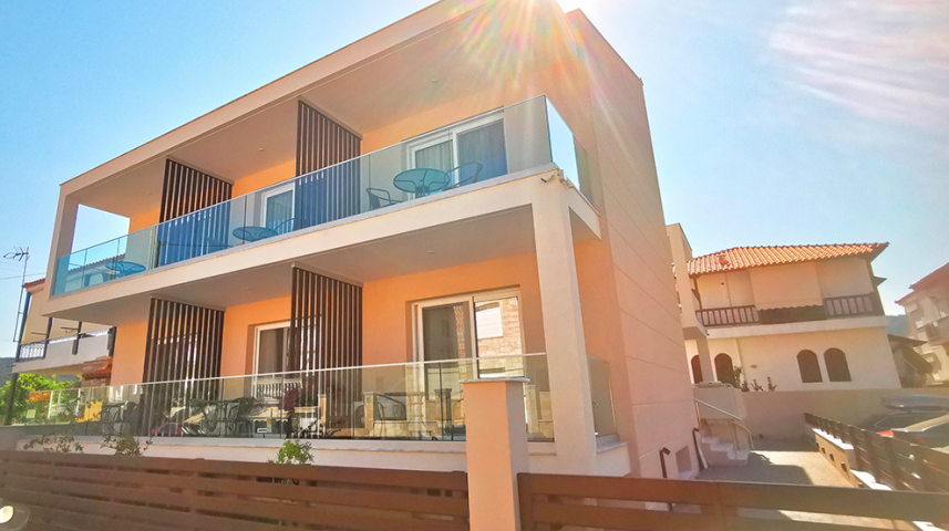 rubicon-grcka-sarti-kuca-sunshine