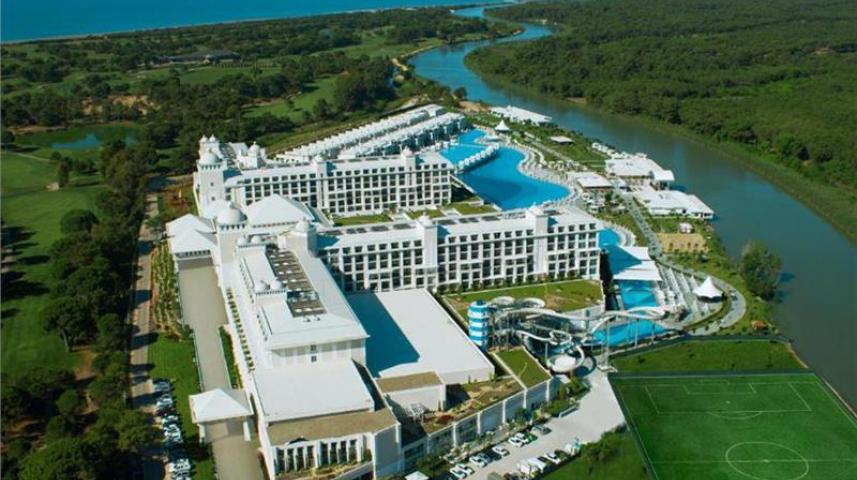 TITANIC DELUXE GOLF BELEK