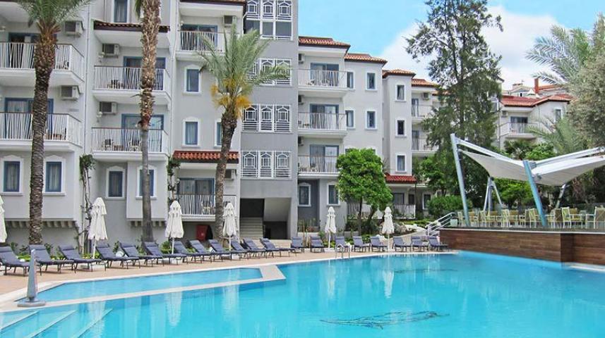 PALOMA MARINA SUITES