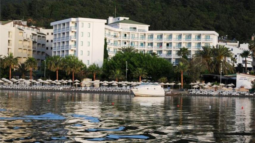 TROPICAL BEACH HOTEL